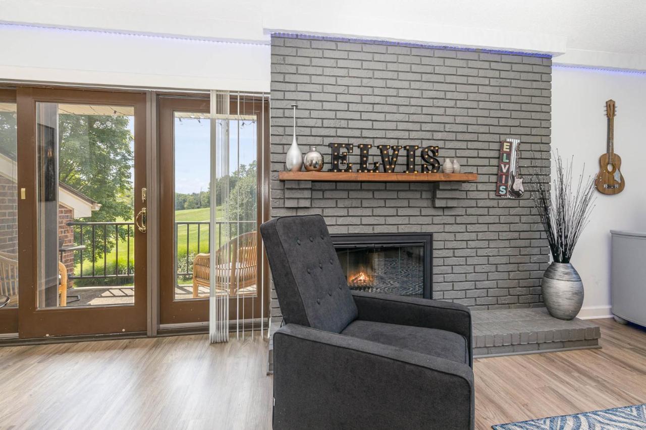 Large, Stunning Elvis Themed Condo,10 Min From Cvg Флоренция Экстерьер фото