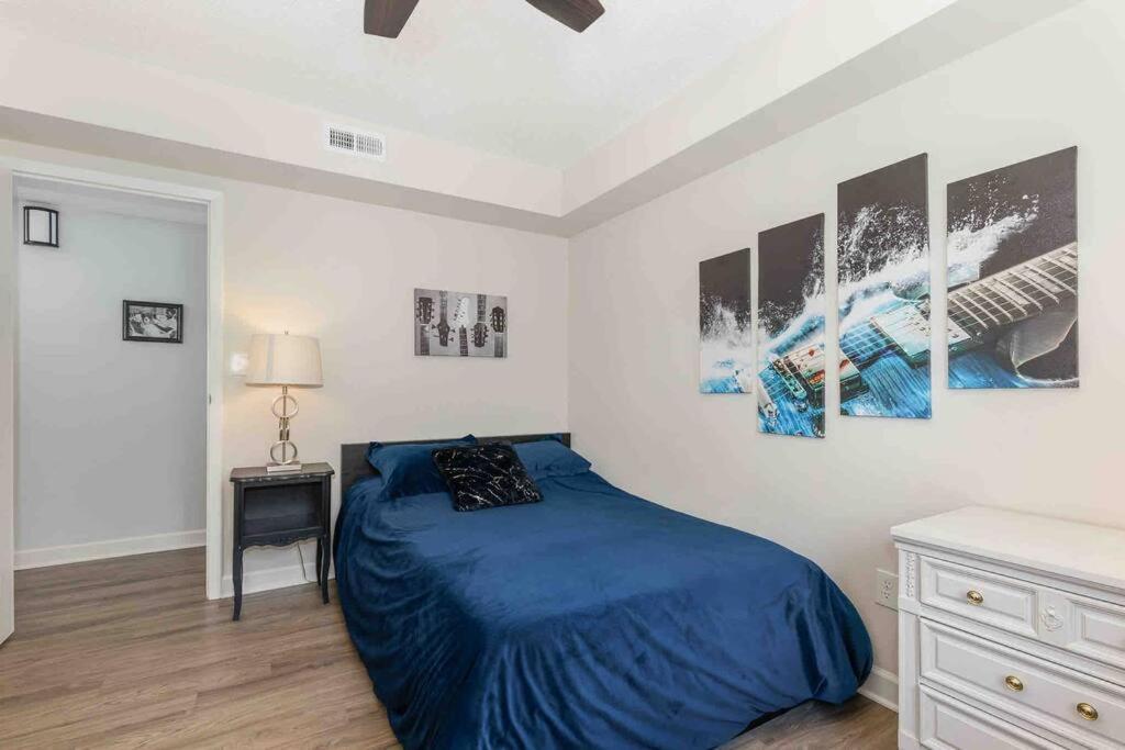 Large, Stunning Elvis Themed Condo,10 Min From Cvg Флоренция Экстерьер фото